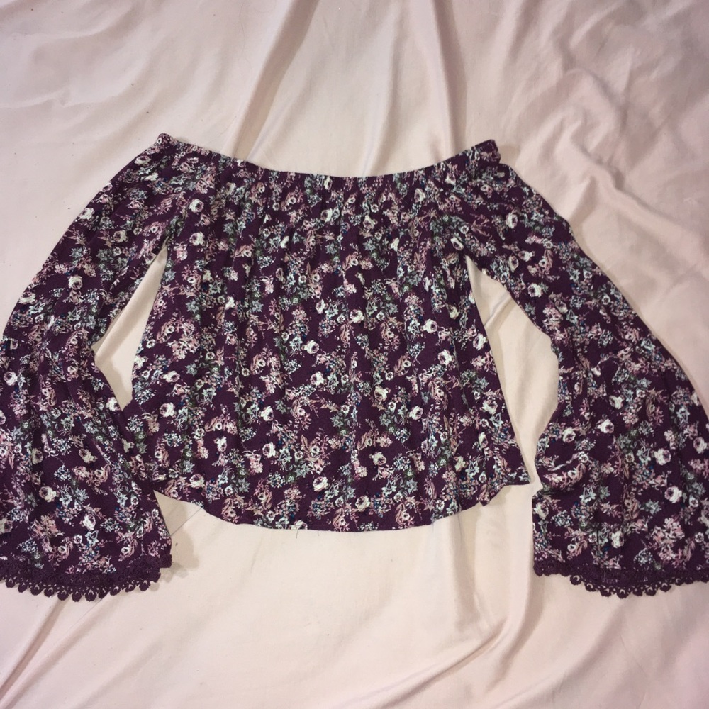 Long sleeve strapless shirt